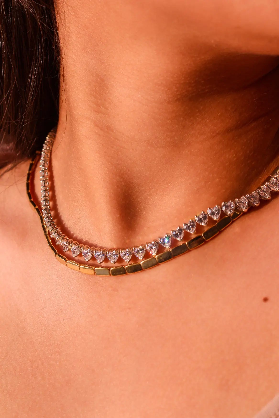AMORA NECKLACE
