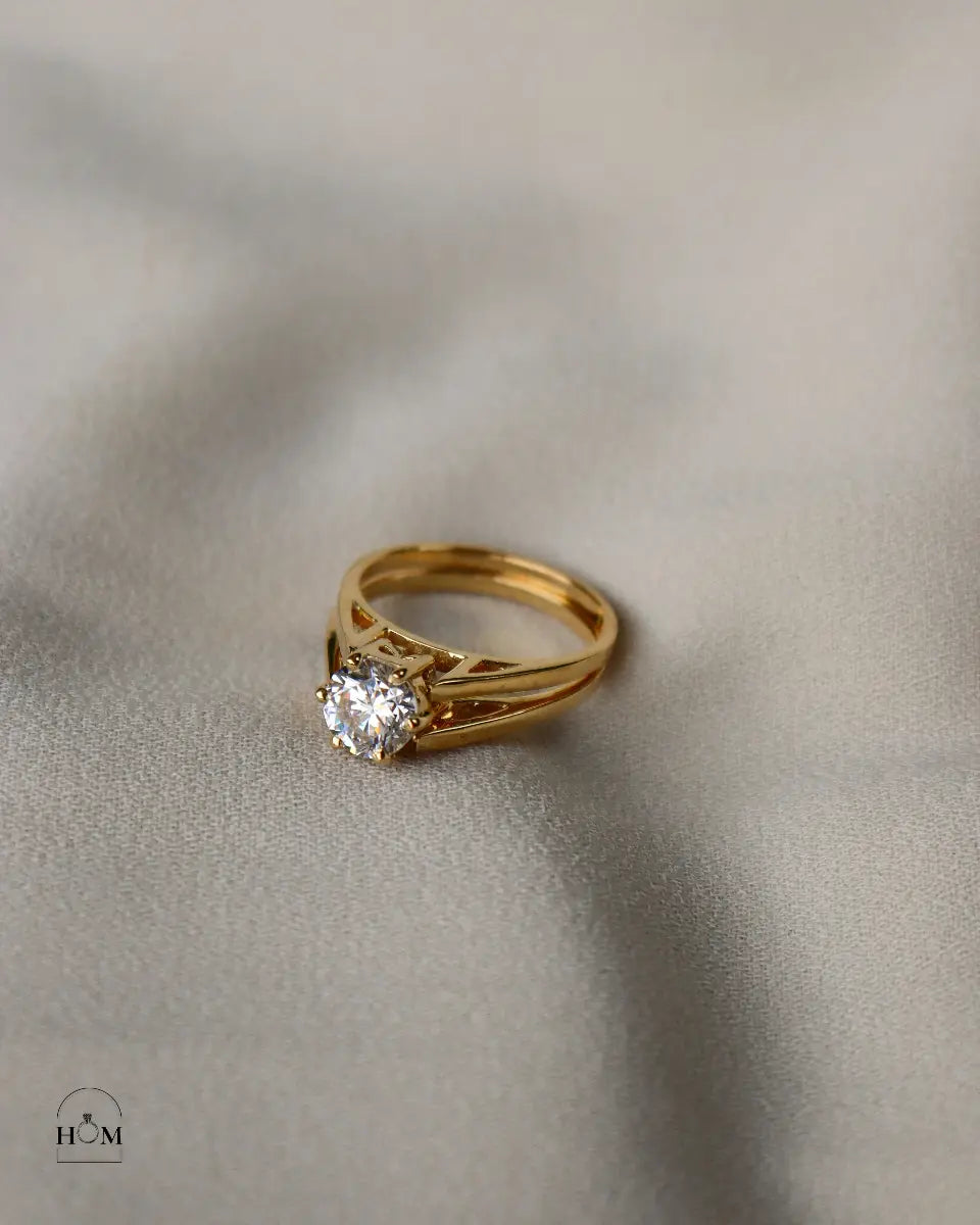 AMARI RING