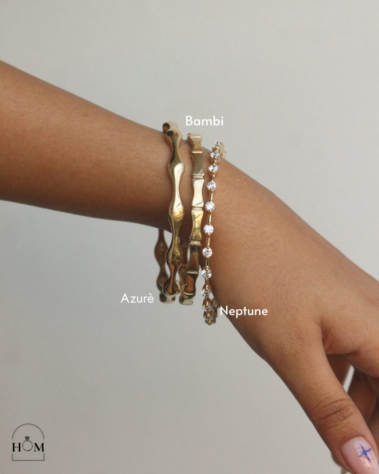 AZURE BANGLE