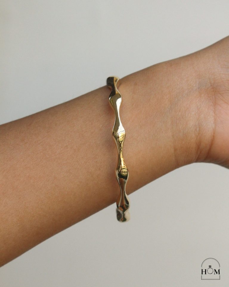AZURE BANGLE