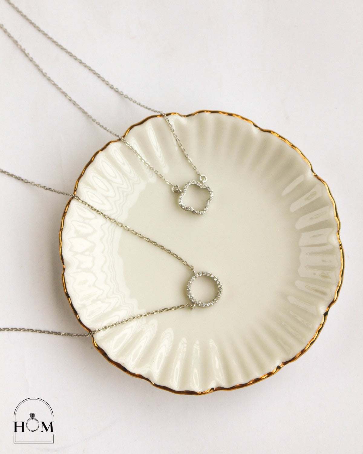 CLAUDIA PENDANT