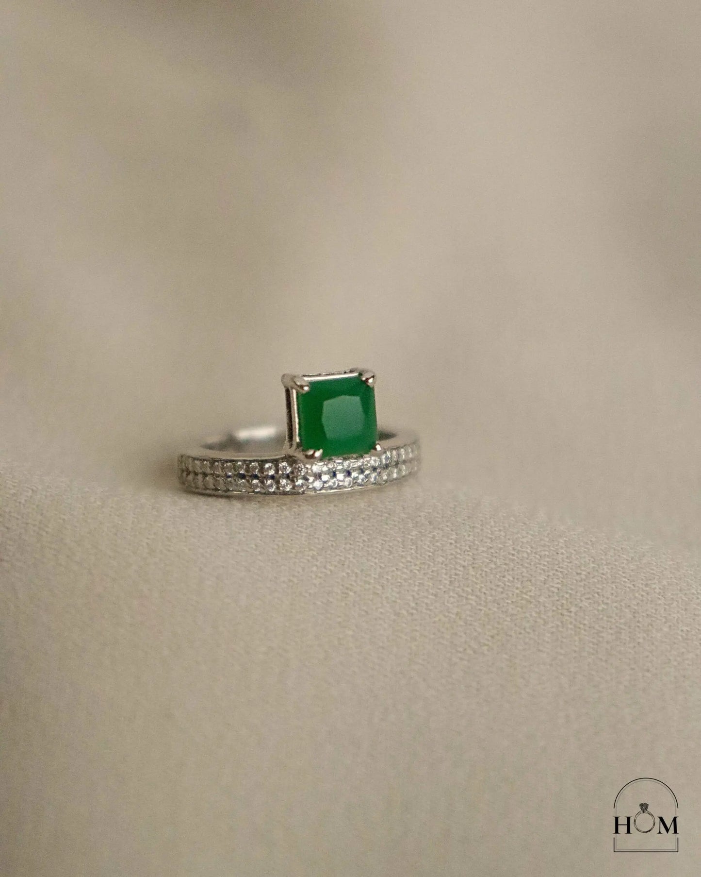 EMRATA RING