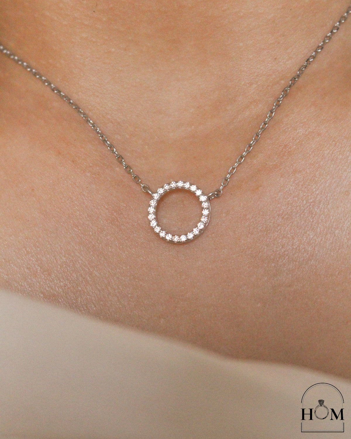 HALO PENDANT