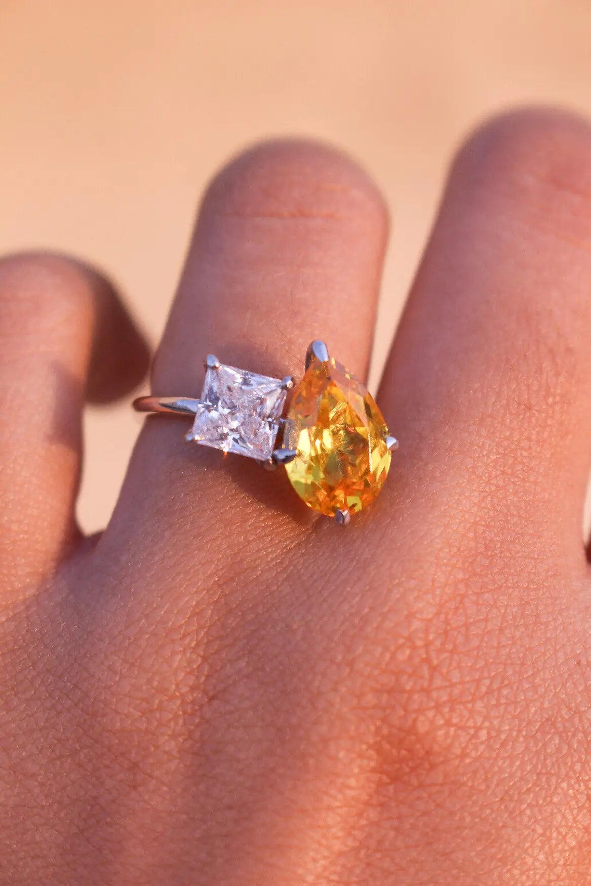 DIA YELLOW SAPPHIRE RING