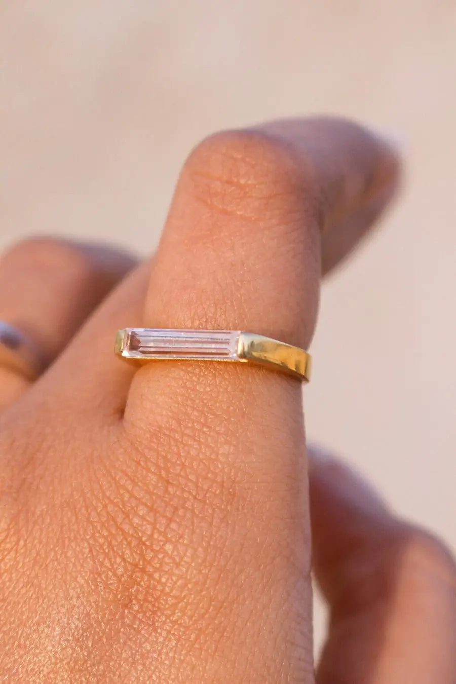 EVE SIGNET RING