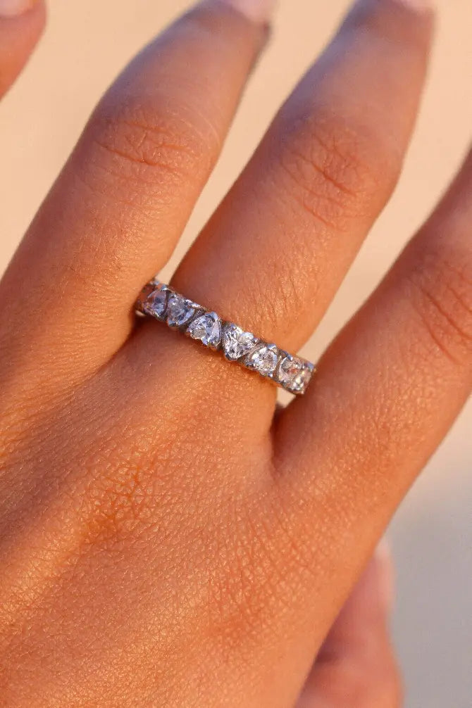AMORA ETERNITY BAND