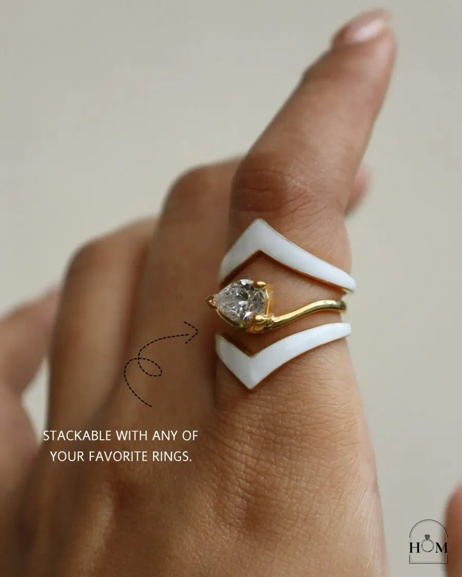 NIOLA RING