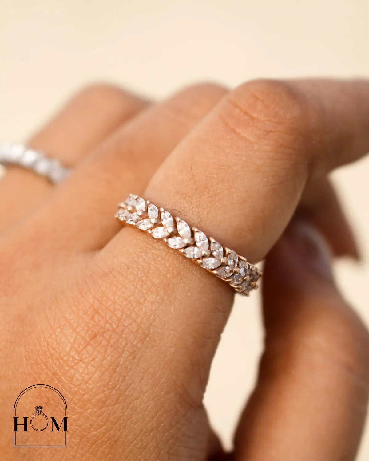 ELOISE ETERNITY BAND