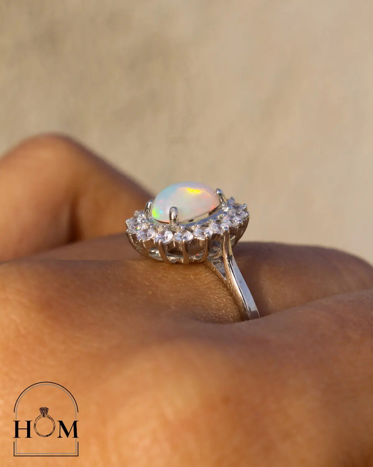 OPHELIA (OPAL STONE RING)