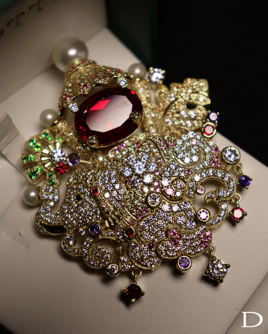 ELEPHANT CARNAVAL BROOCH