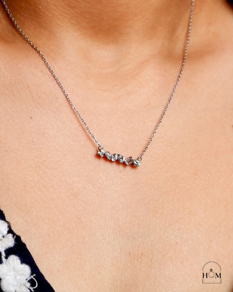 URUZ PENDANT