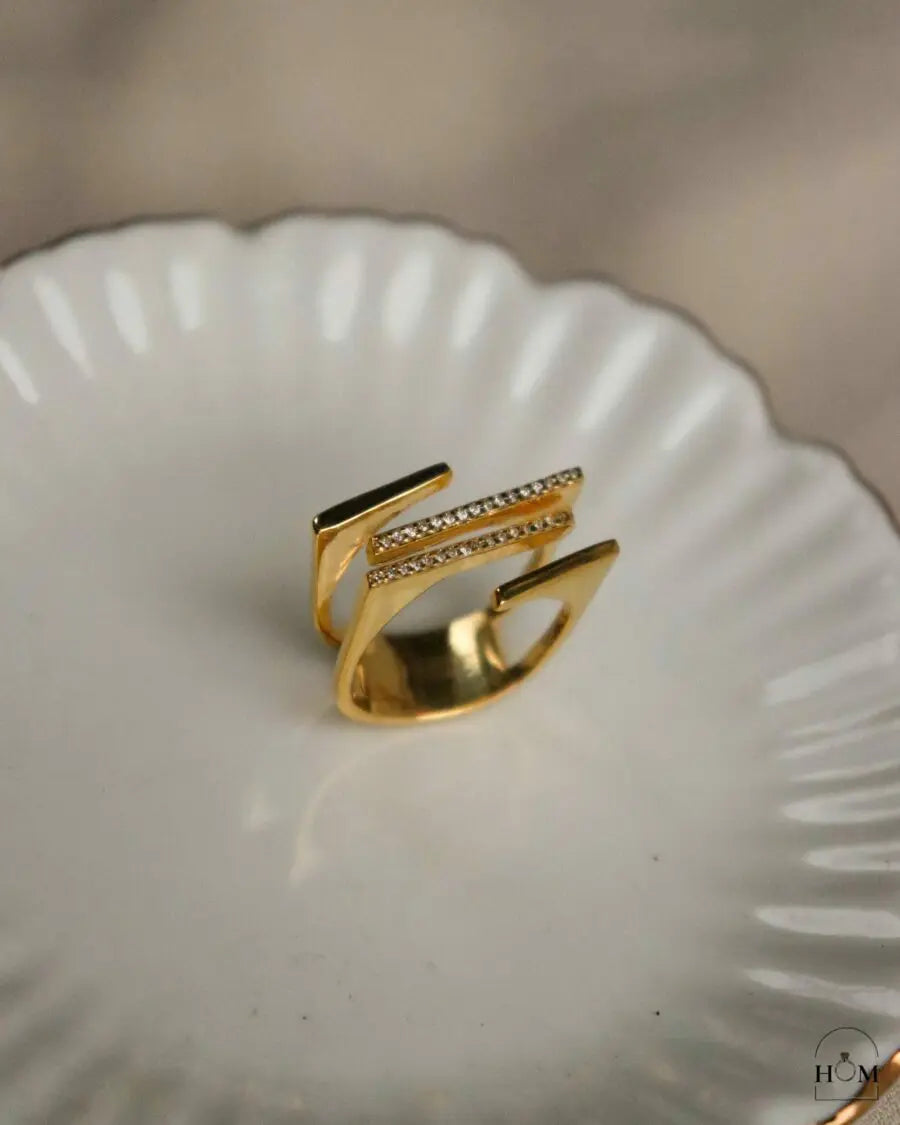ZOA RING