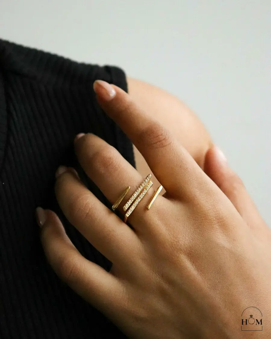 ZOA RING