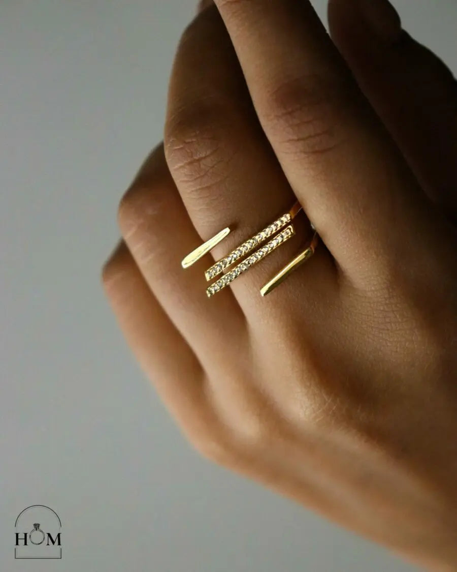 ZOA RING