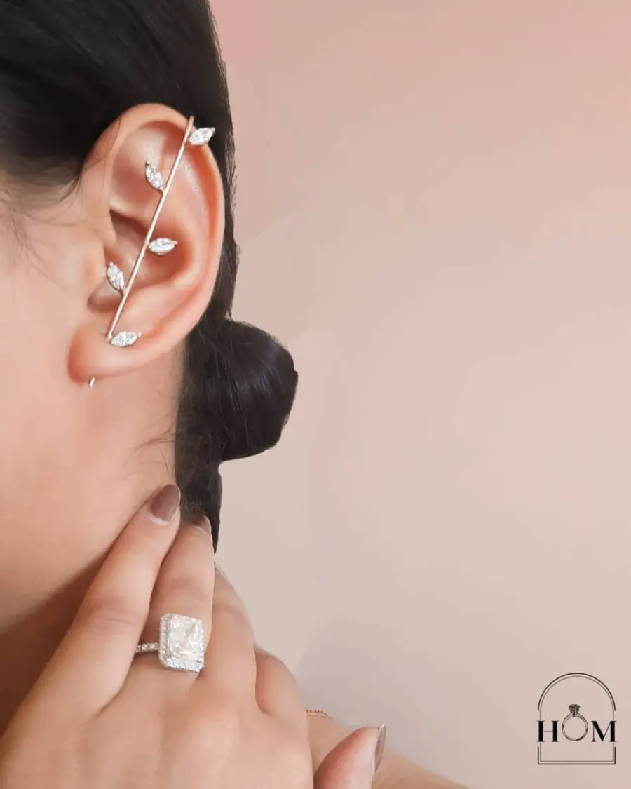 FELICIA EARPINS