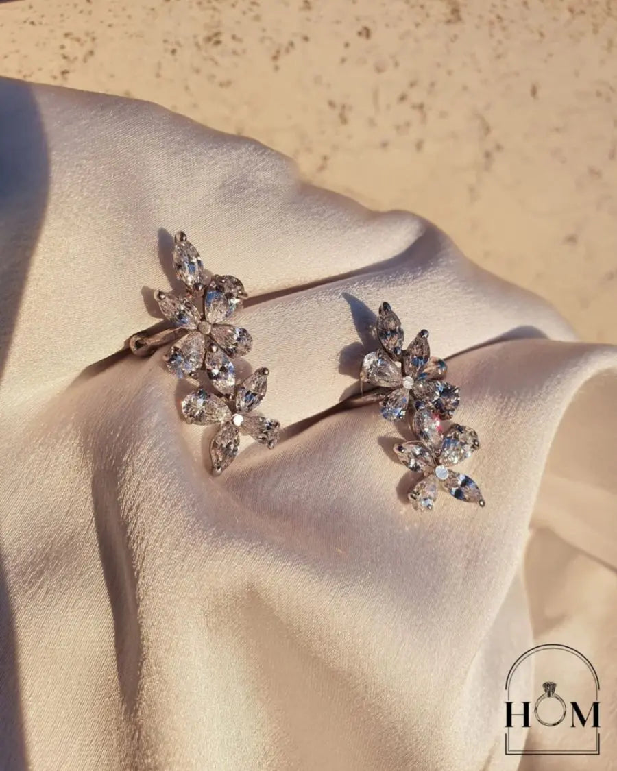 STARDUST EARCUFF