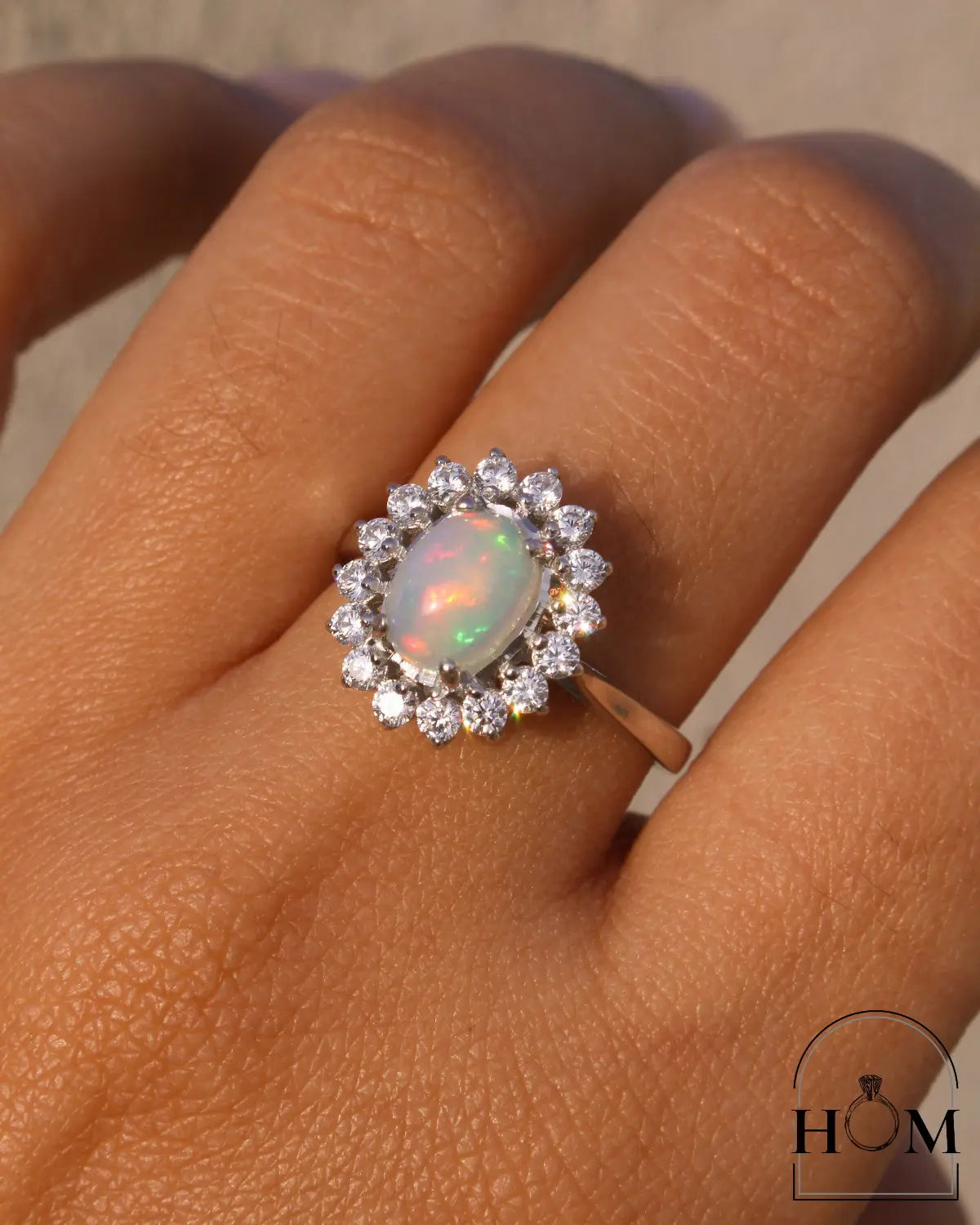 OPHELIA (OPAL STONE RING)