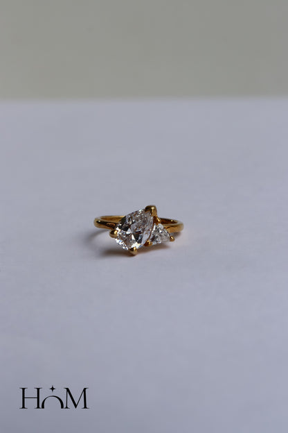 DUET RING